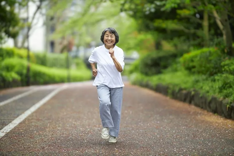 高齢者のむくみを予防する方法とは？