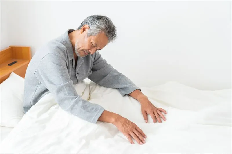 高齢者が不眠に陥る原因とは